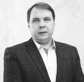 Руслан Наумов