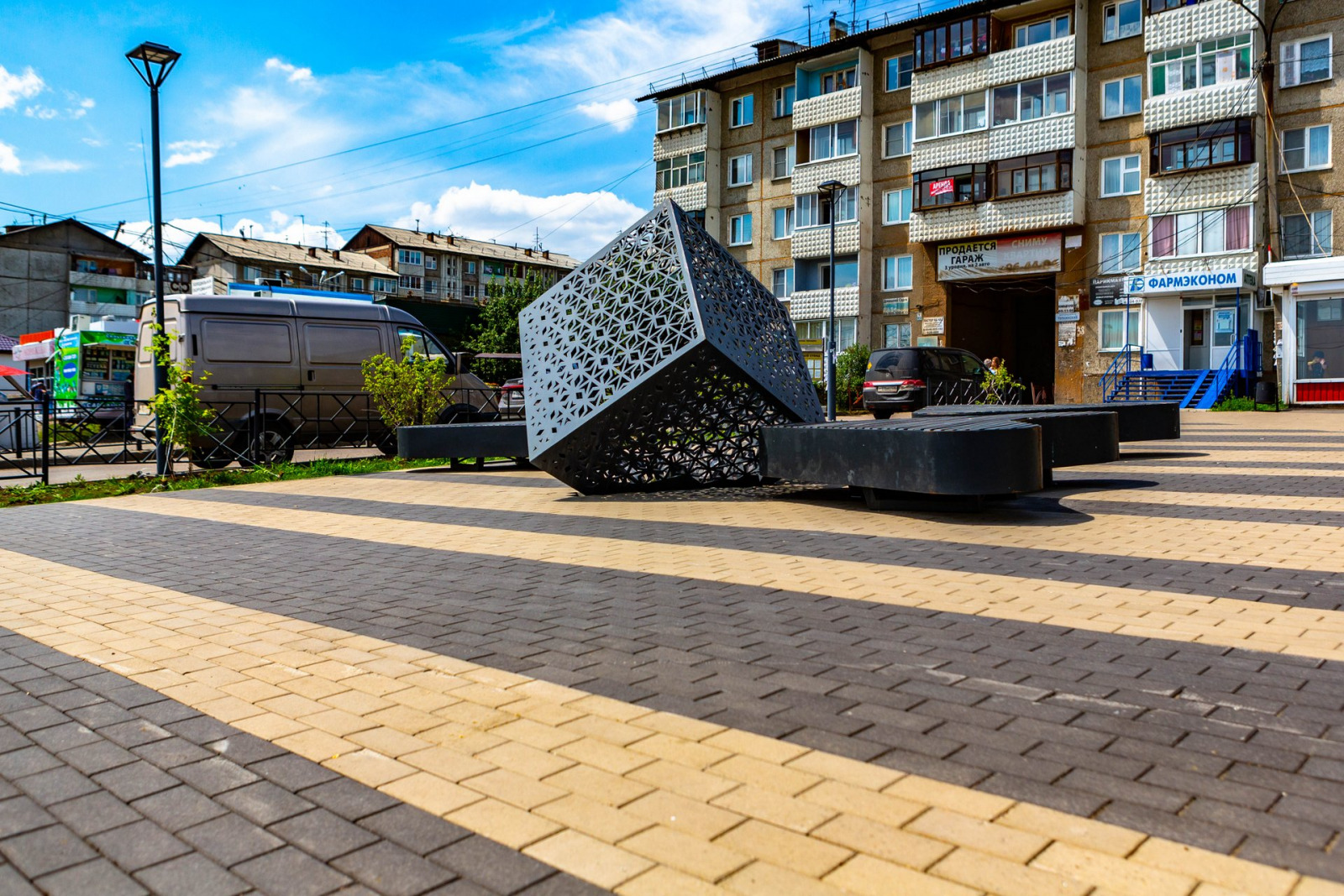 Сквер в мкр. Топкинский, г. Иркутск, 2019 г.