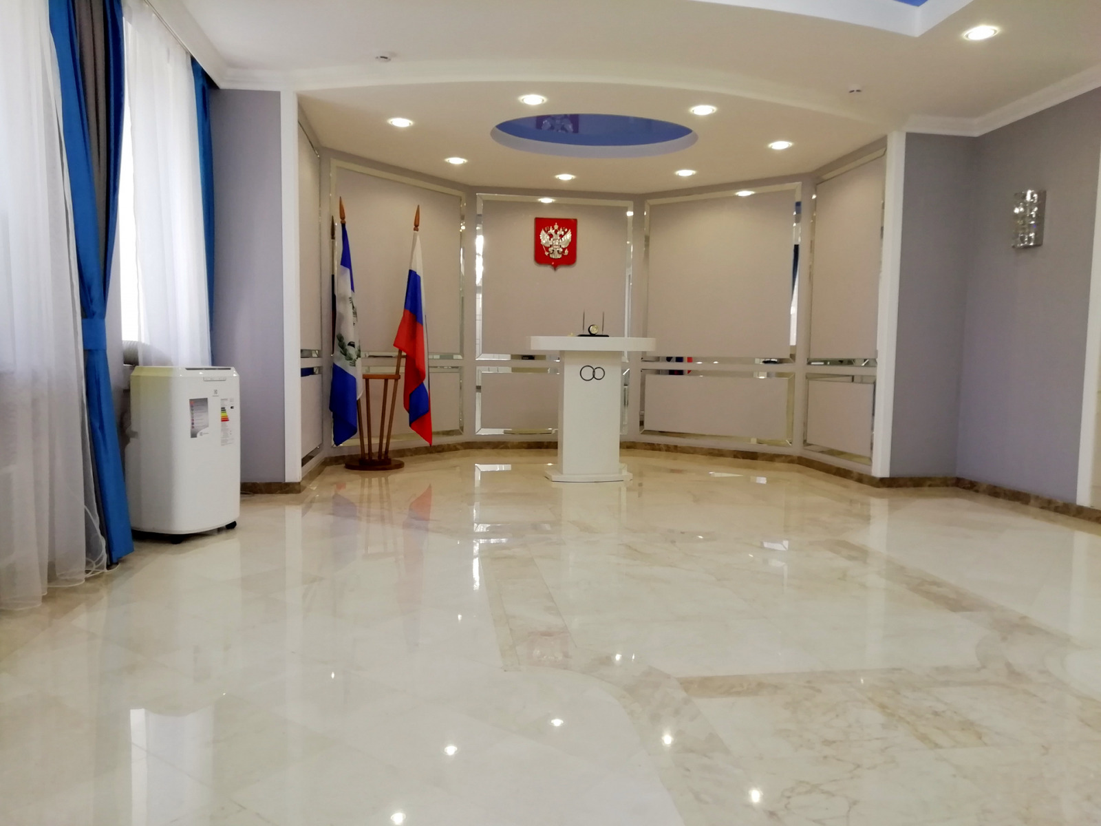 Дворец бракосочетания, г. Иркутск, 2018 г.