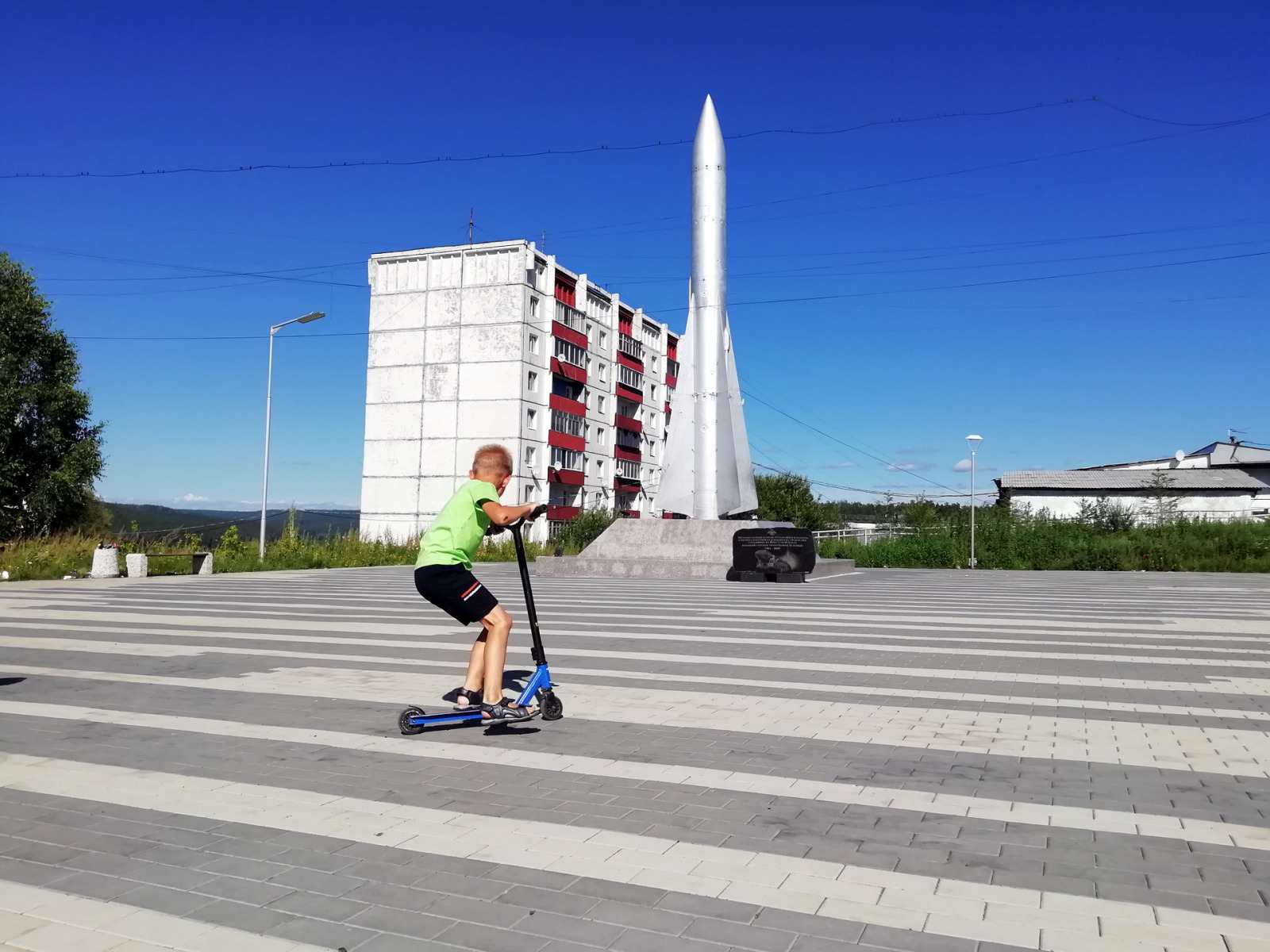 Зона центральной лестницы мкрн. Зеленый, г. Иркутск, 2019 г.
