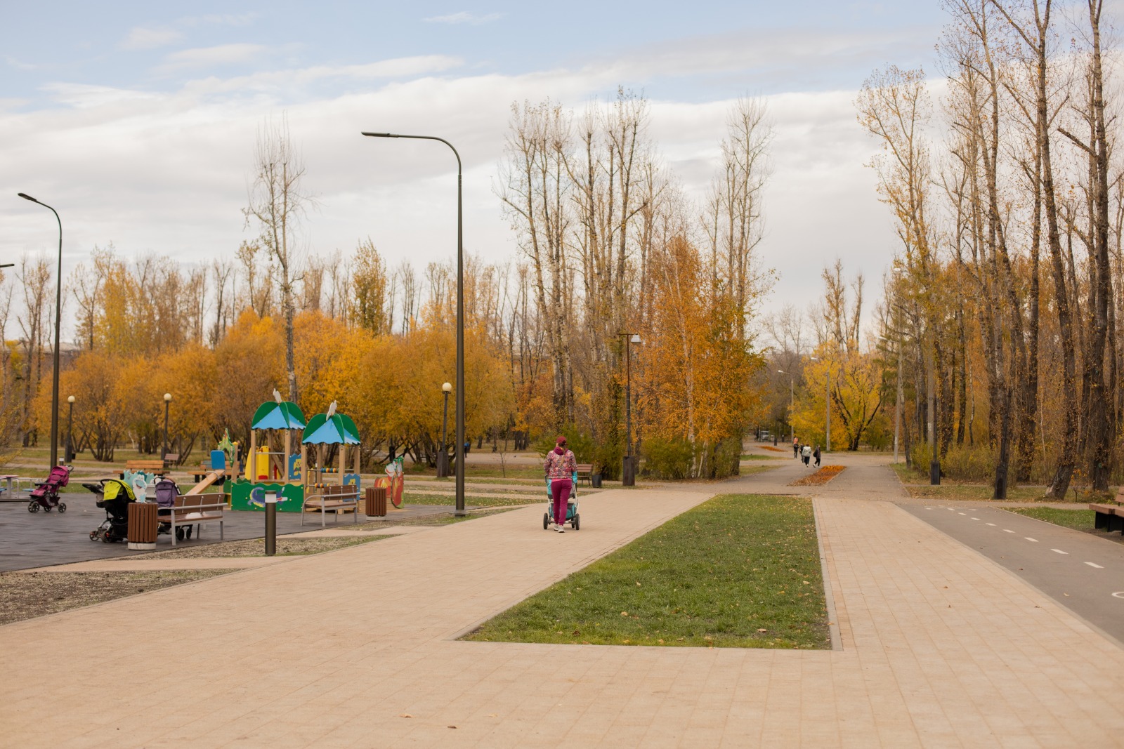 Парк "Комсомольский",  г. Иркутск, 2022г.