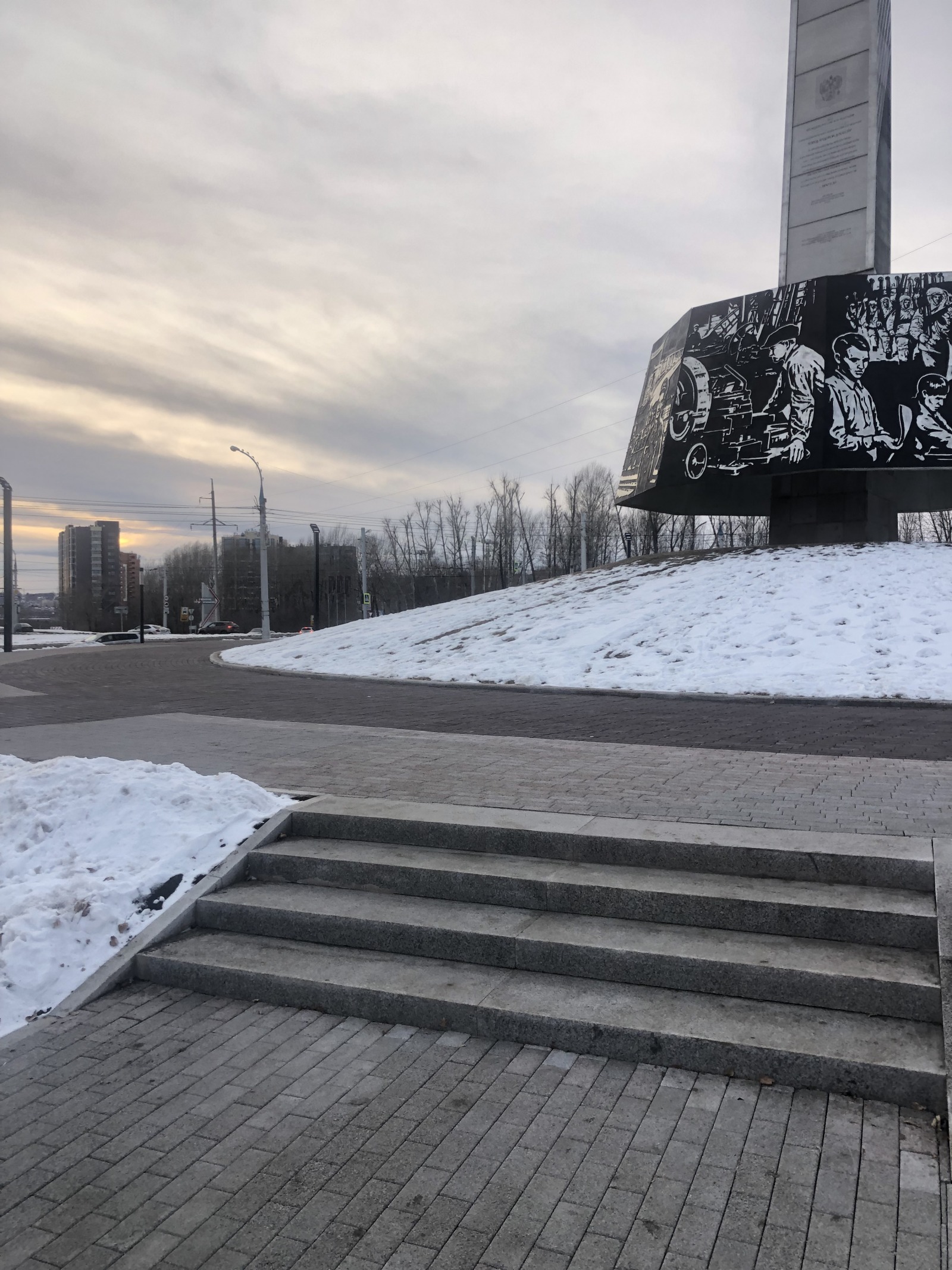 Стела "Иркутск-город трудовой доблести", Иркутск, 2022 г.