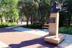 Памятник градоначальнику Николаю Салацкому, г. Иркутск, 2019