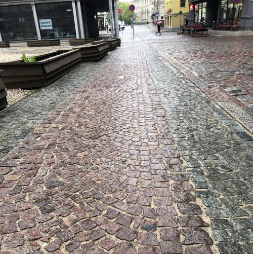 Цветное веерное мощение