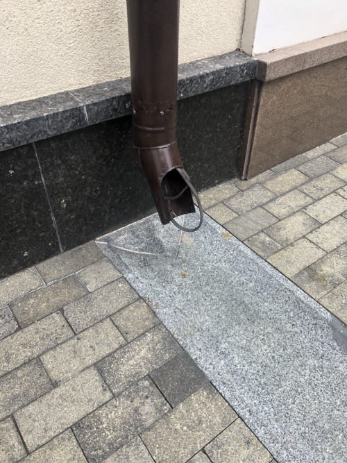 Гранитный лоток