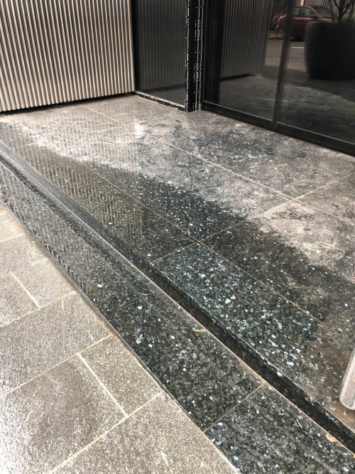 Ступени из лабродорита