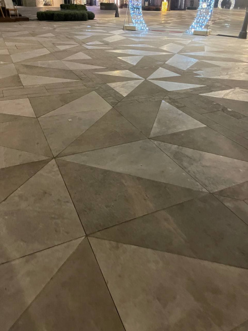 Полигональное мощение