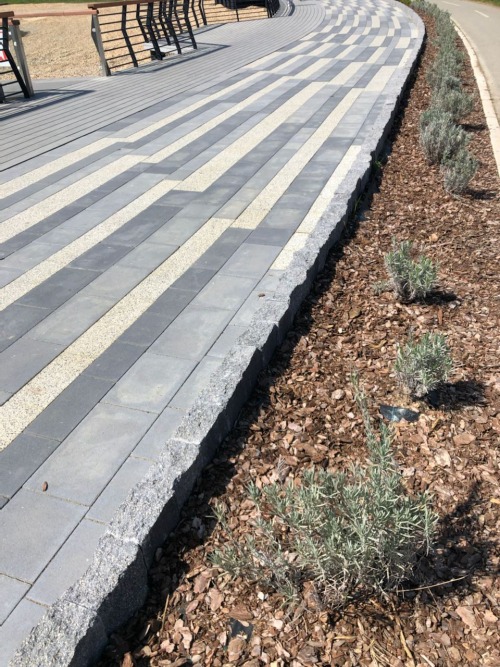 Три цвета + разный формат