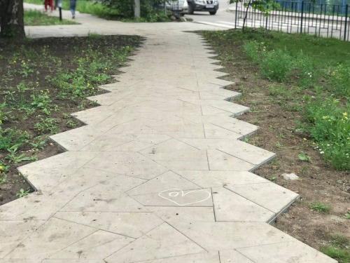 "Побочки" укладки тротуарной плитки без бордюра